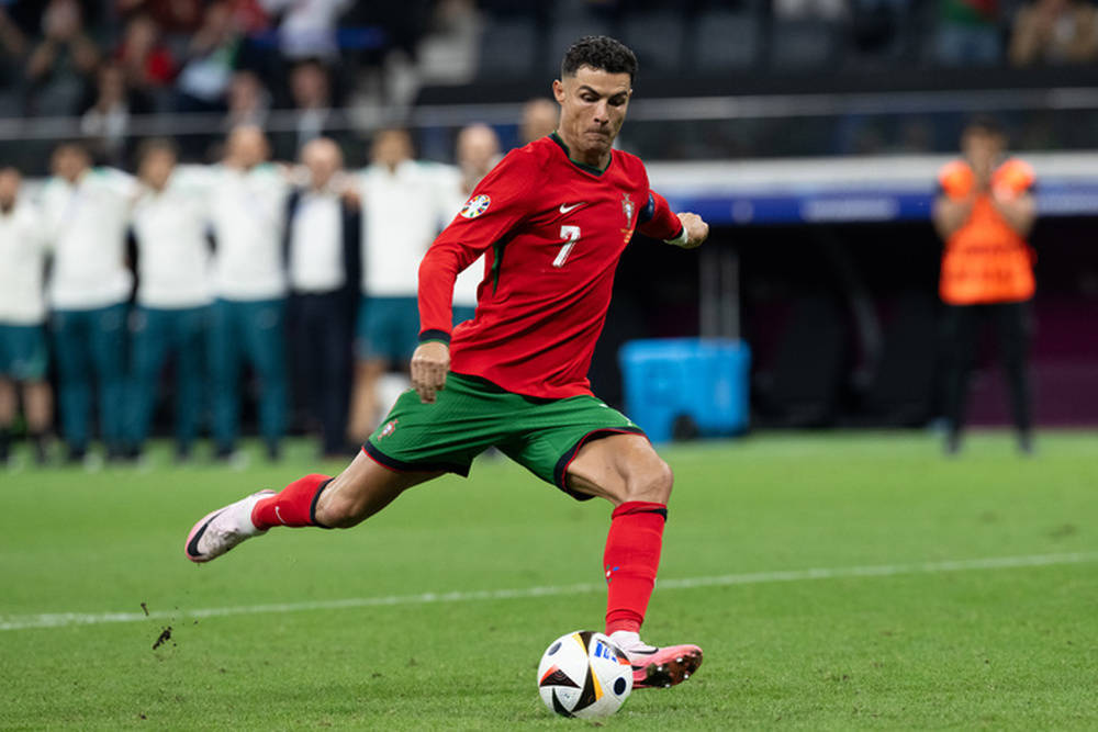 葡萄牙乒乓球队在半决赛中取得胜利