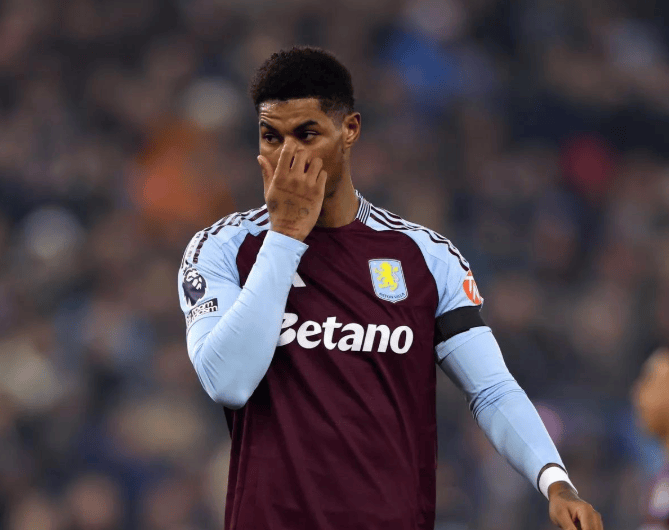 包含拜仁慕尼黑主帅弗里克喊话球队保持专注状态的词条