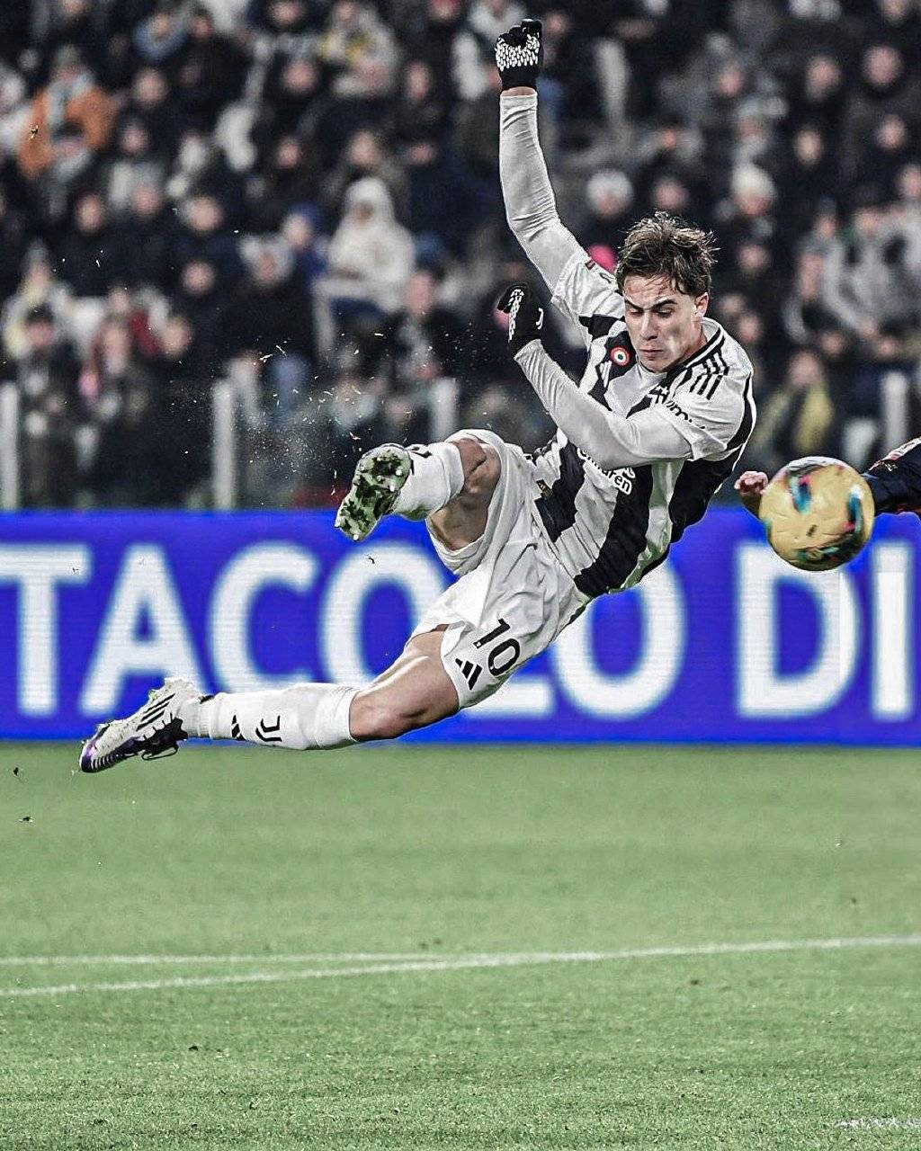 关于尤文图斯大胜,国际足球巨星表现抢镜的信息 关于尤文图斯大胜,国际足球巨星表现抢镜的信息